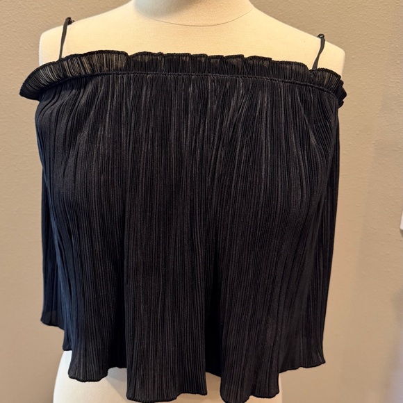 Madewell Tops - Madewell Black Pleated Off-Shoulder Blouse